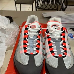 One pair of Nike air Max 95OG